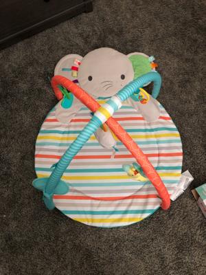 hug n cuddle activity gym