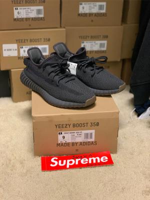 adidas yeezy size 9