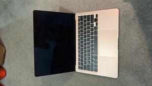 MacBook Air 13 