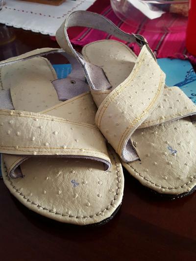 huaraches de avestruz