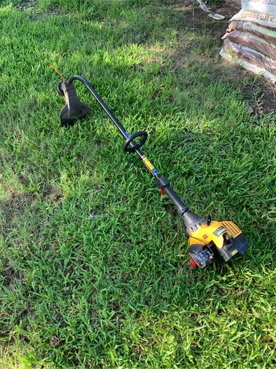 Bolen BL110 weed trimmer for sale in Sealy, TX - 5miles: Buy and Sell