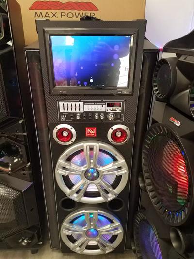 Nutek Bluetooth Loud Led Lights Party Speaker With Bass Adjustment And Screen For Sale In Dallas Tx 5miles Buy And Sell