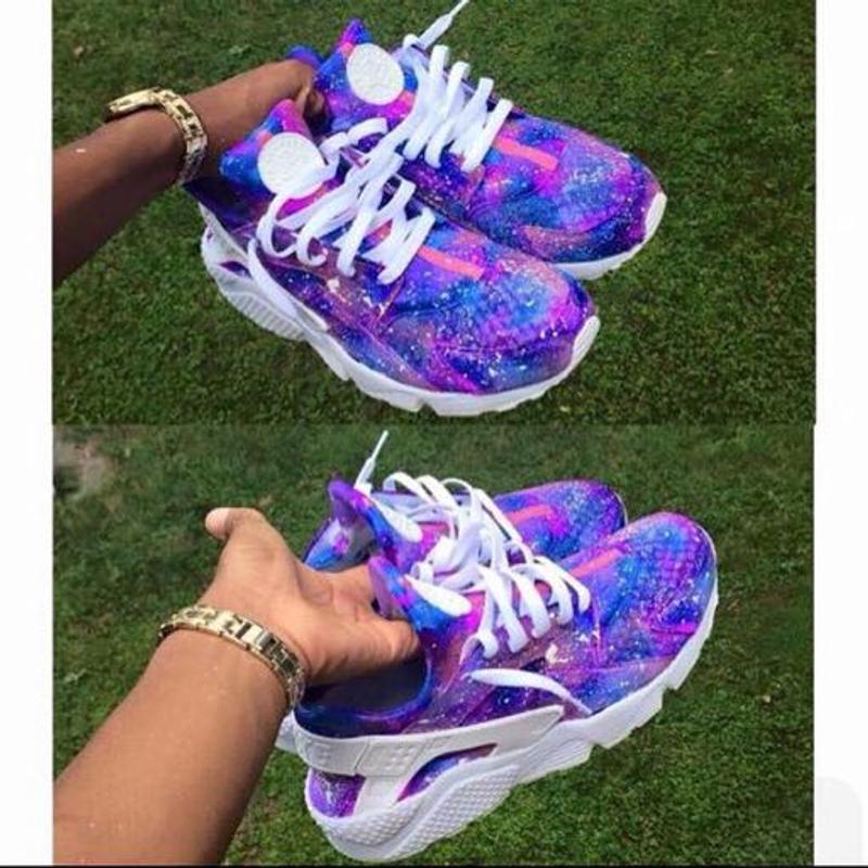 galaxy huaraches