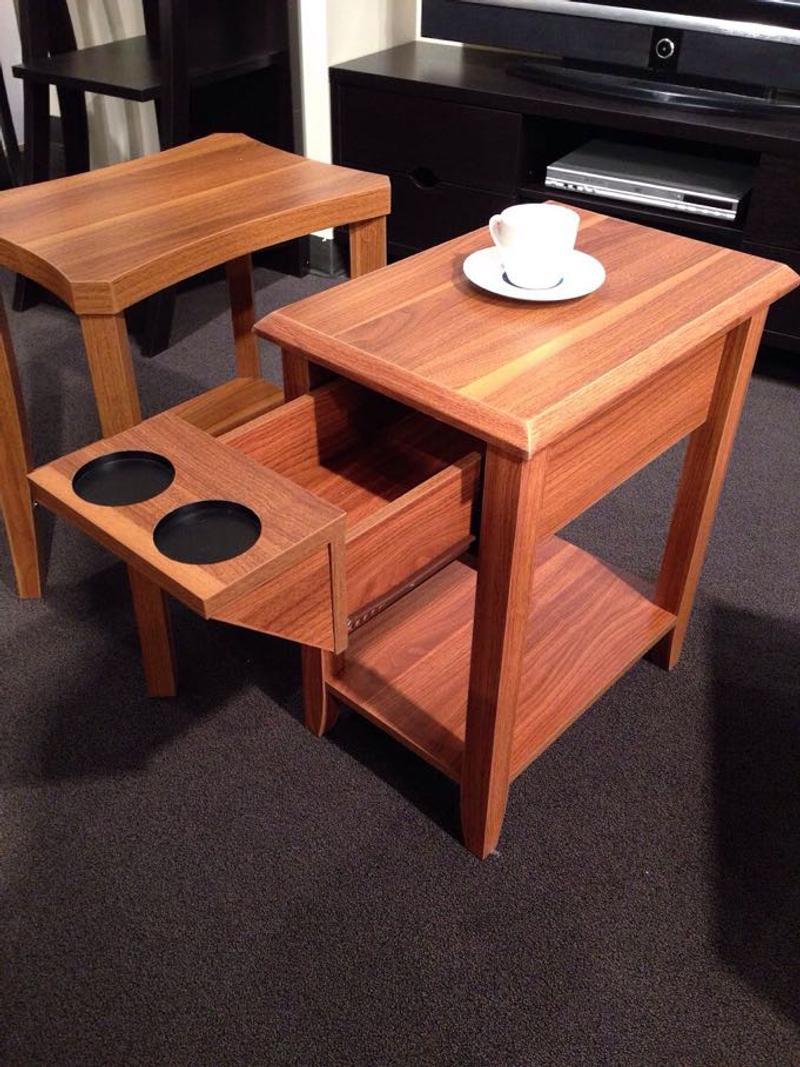 outdoor cup holder table