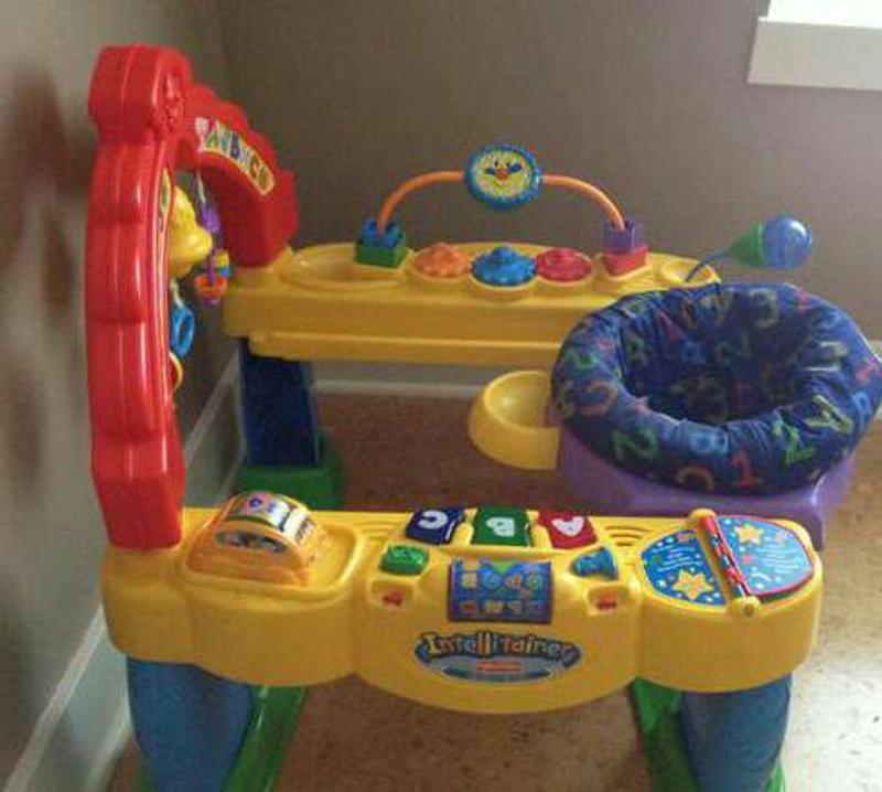 fisher price intellitainer
