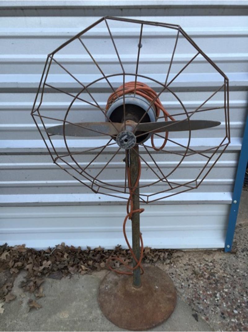 Vintage Dallas Airplane Fan for sale in Briaroaks, TX 5miles Buy and