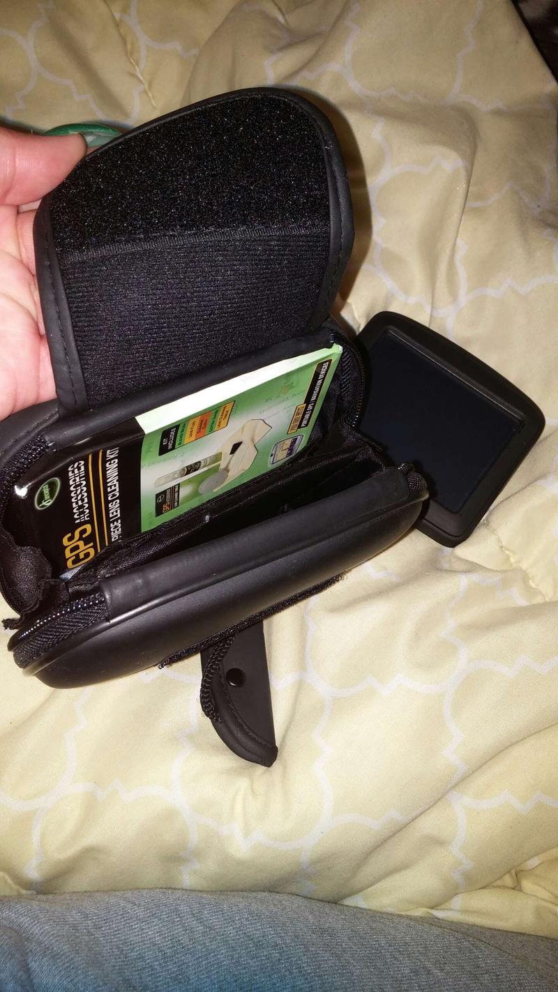 Garmin GPS with case & cleaning kit extras for sale in Austin, TX