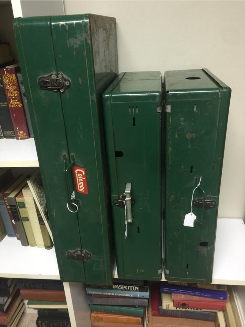 vintage coleman table