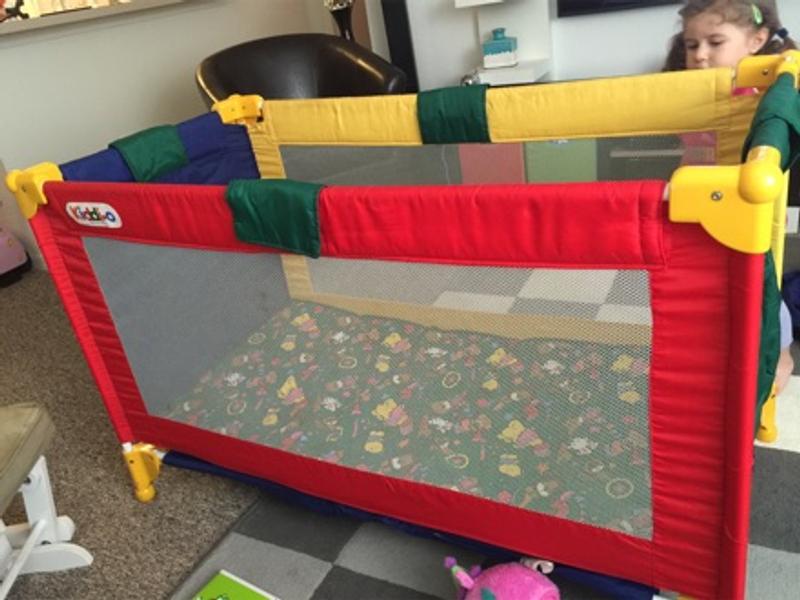 kiddio travel cot