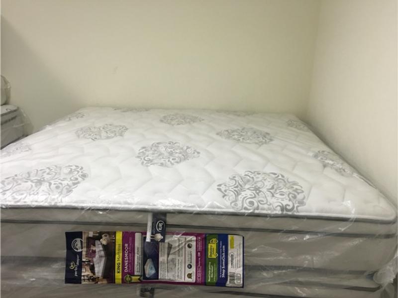 Serta Perfect Sleeper Wynstone King size Cushion Firm Eurotop Mattress