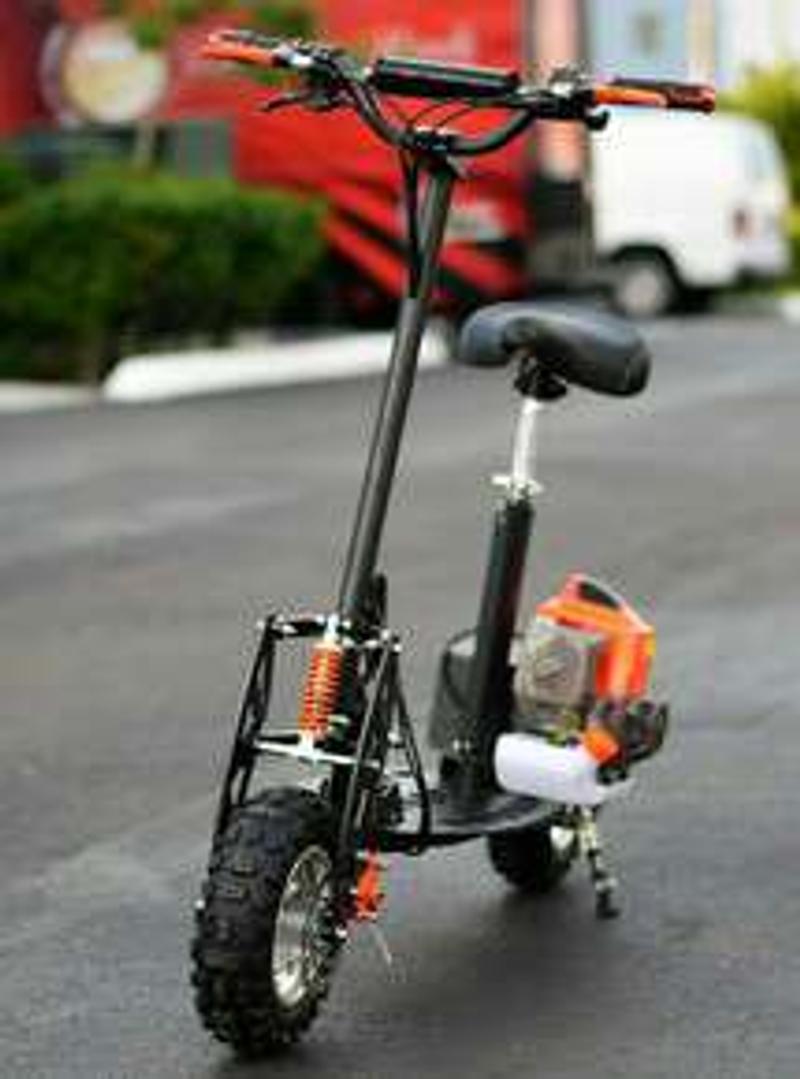 Gas scooter 71cc 2 stroke engine for sale in Bronx, NY 5miles Buy