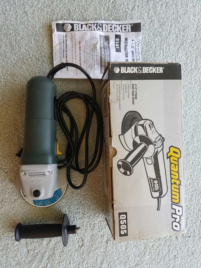 41/2” Small Angle Grinder by Black & Decker Quantum Pro (Firm price