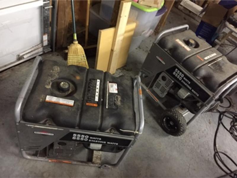 2 Briggs & Stratton 5550 watts 8550 starting watts generators model