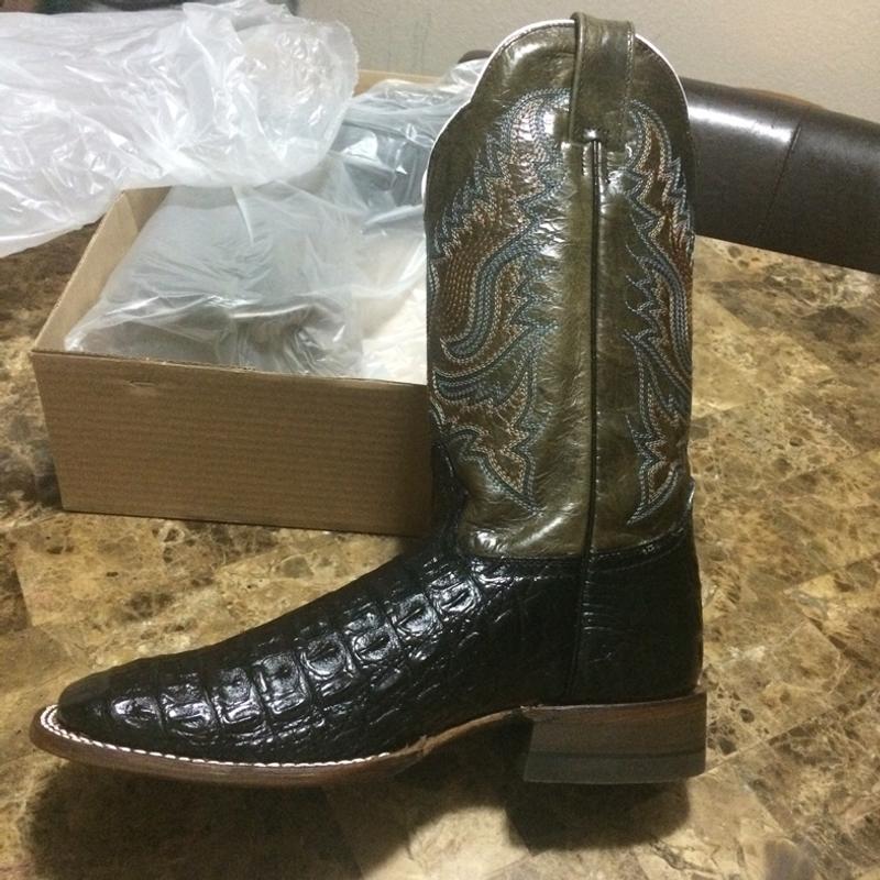 Botas reyme nuevecitas for sale in San Antonio, TX - 5miles: Buy and Sell