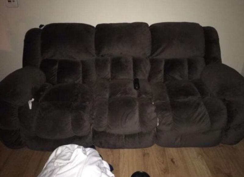 Double recliner for sale in San Antonio, TX 5miles Buy and Sell
