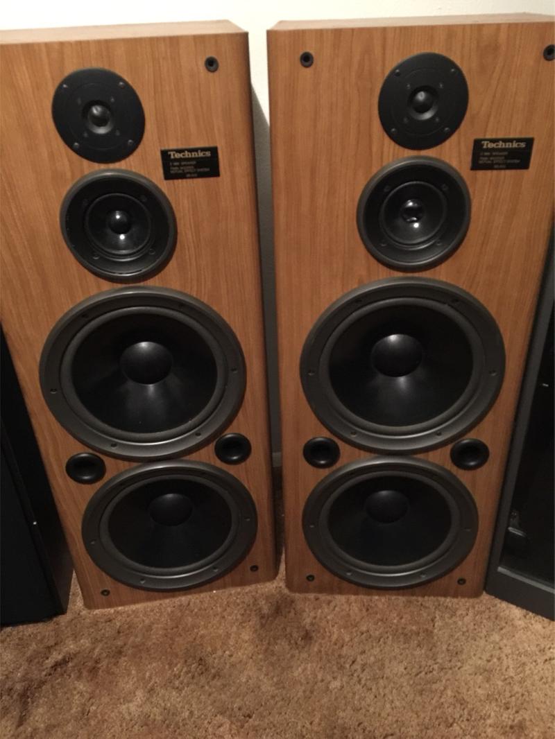 Vintage Technics SB A52 Tower Speakers. for sale in Grand Prairie, TX