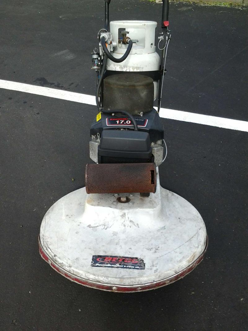 Kawasaki 17.0HP propane burnisher floor buffer scrubber for sale in