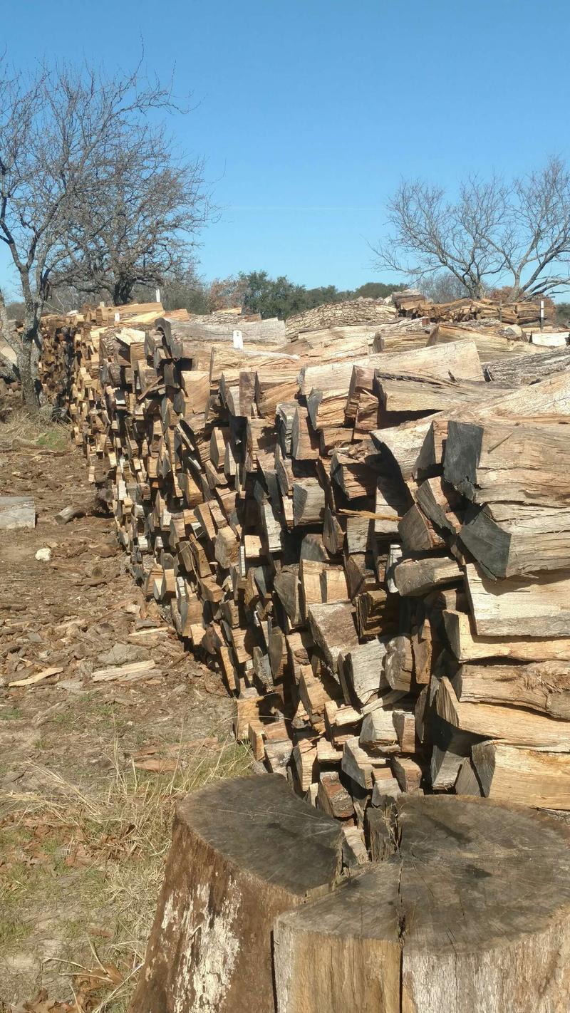 Seasoned oak firewood for sale in Springtown, TX 5miles Buy and Sell