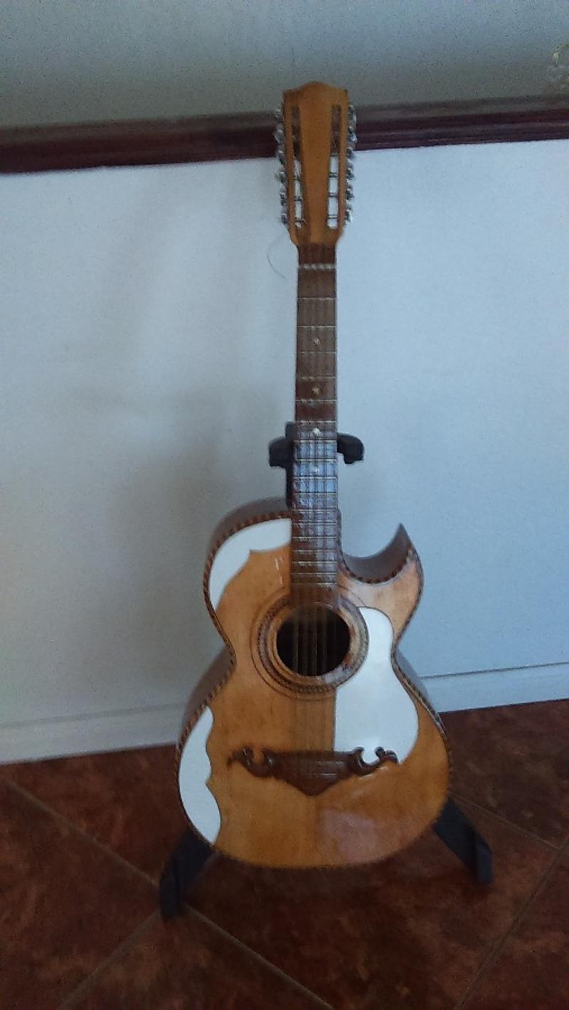 1960's Martin Macias Walnut Bajo Quinto for sale in San Antonio, TX