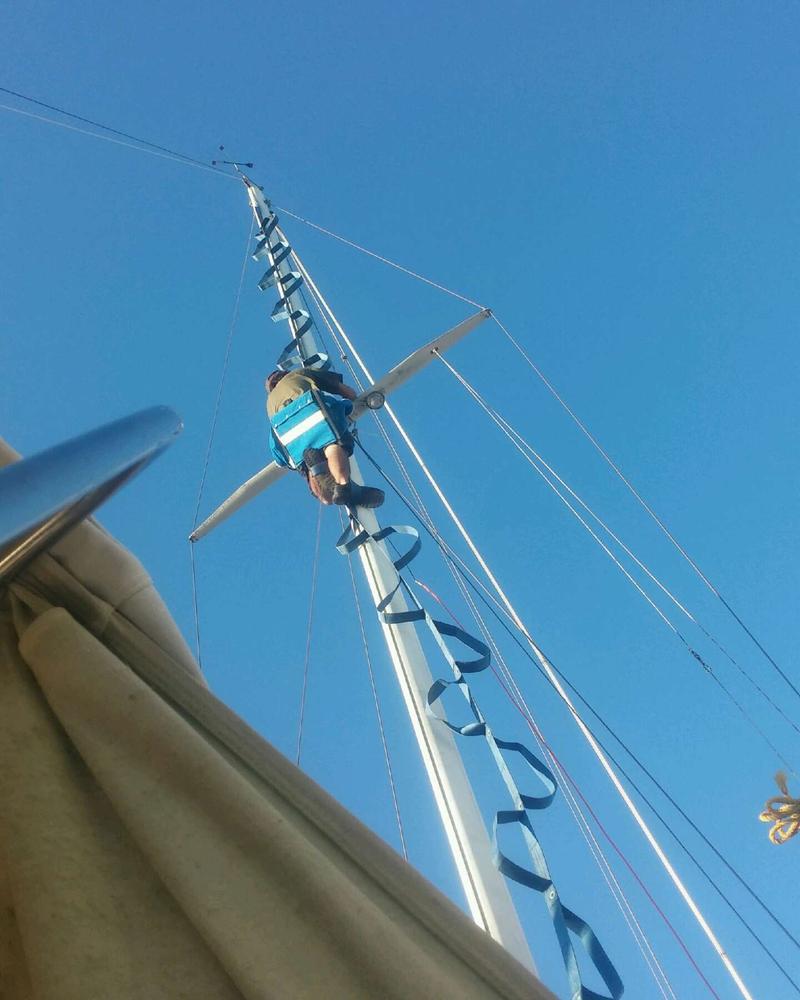 Sailboat Mast Mate for sale in Clute, TX 5miles Buy and Sell