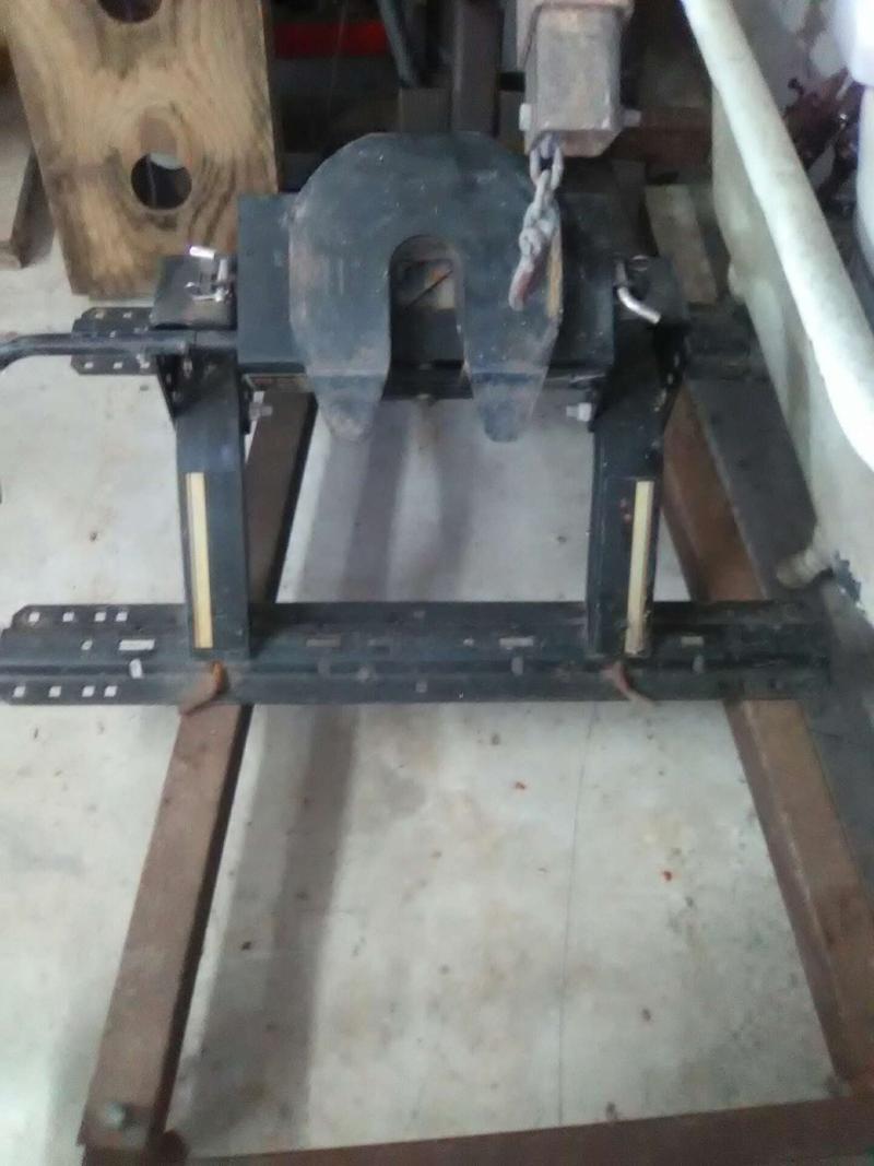 Curt Fifth Wheel Receiver With All hardware 175 no lower for sale in