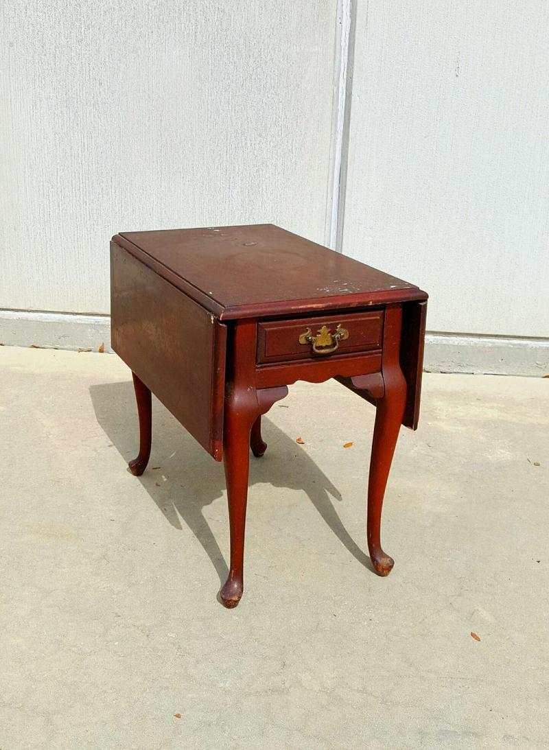 Vintage Bassett Furniture Solid Wood Double Drop Leaf Side Table for
