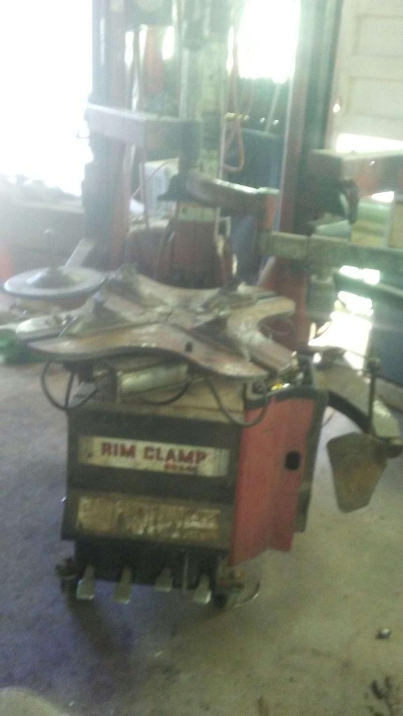 9024e tire machine for sale in Grand Saline, TX 5miles Buy and Sell