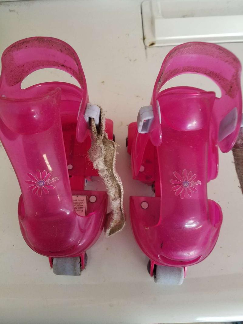 Children's adjustable over shoes beginner roller skates. for sale in