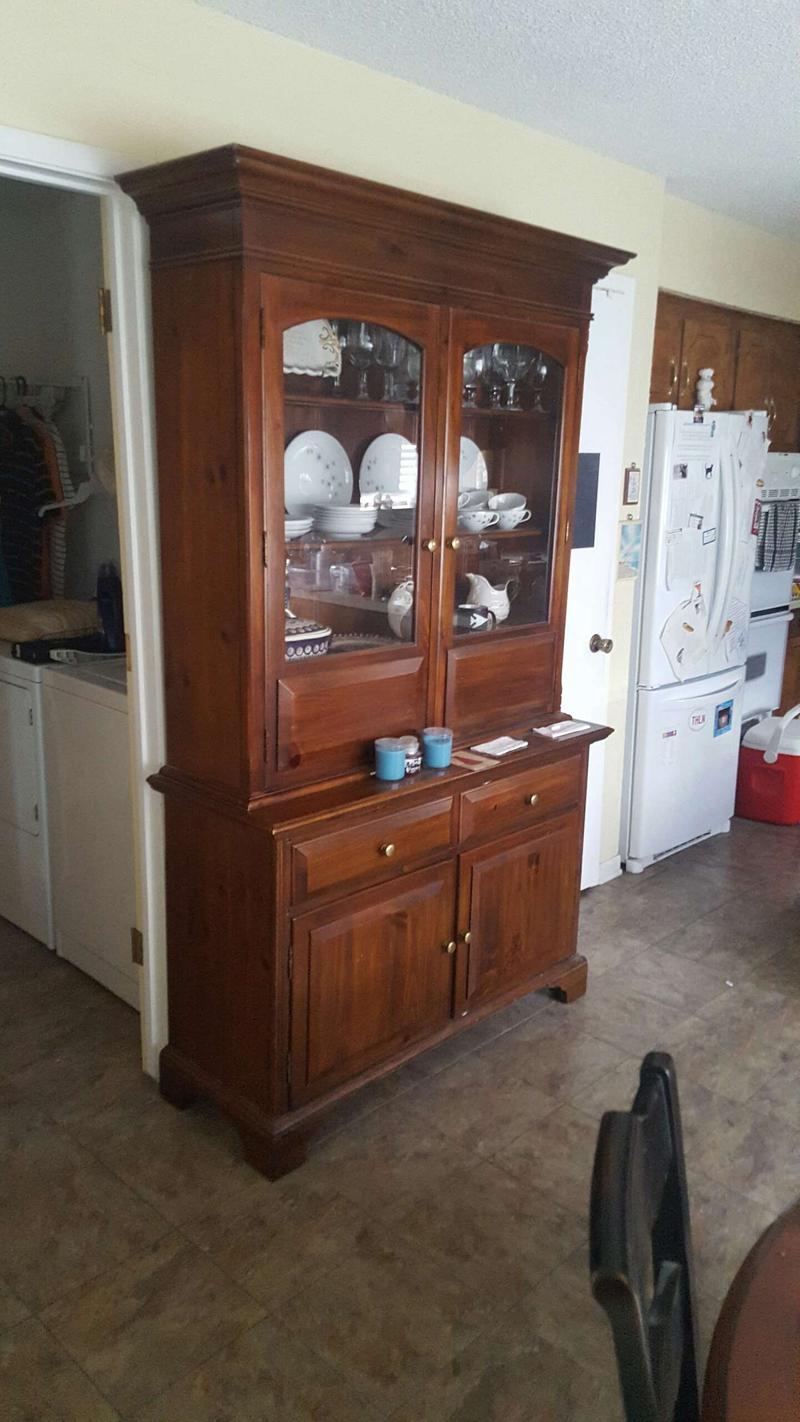 China Hutch for sale in Carbon, TX 5miles Buy and Sell