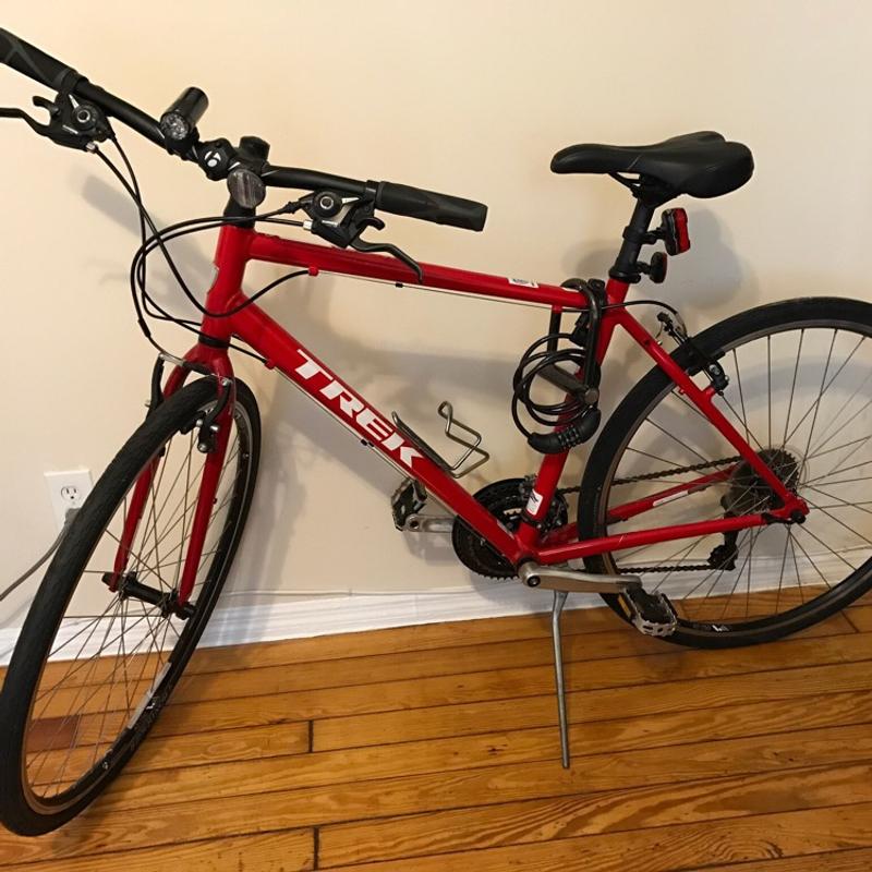 Trek 7.2 FX Bike, 20" frame, run flat tires, with lights and locks for