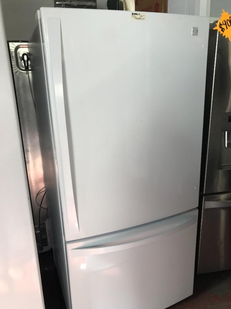 KENMORE 33" WHITE BOTTOM FREEZER REFRIGERATOR for sale in Westminster