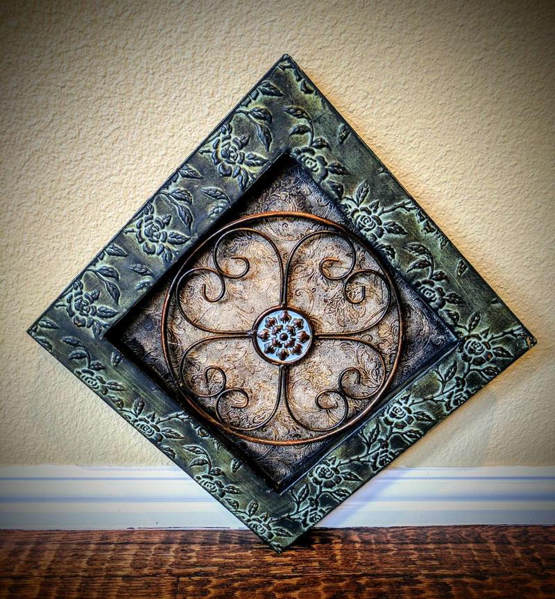 Southern Living Metal/Wrought Iron Wall Decor for sale in Roanoke, TX