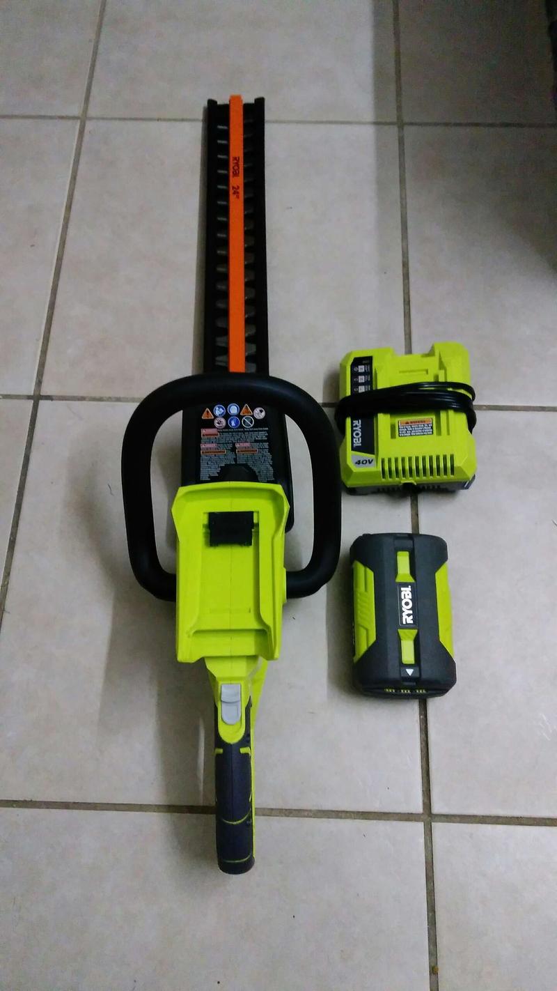 Ryobi- 40v 24. Cordless hedge trimmer for sale in Houston, TX - 5miles: Buy and Sell