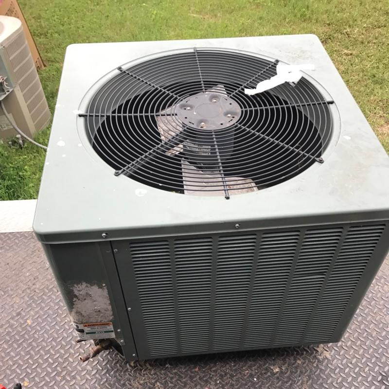 Ac unit, 3 ton condenser, air conditioning for sale in San Antonio, TX