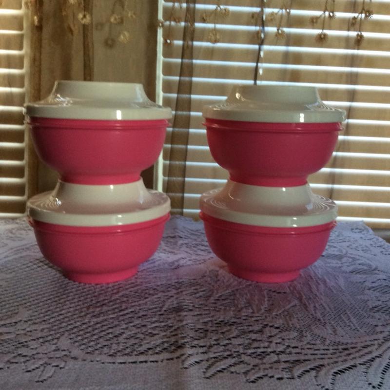 Small Tupperware containers for sale in Fort Worth, TX 5miles Buy