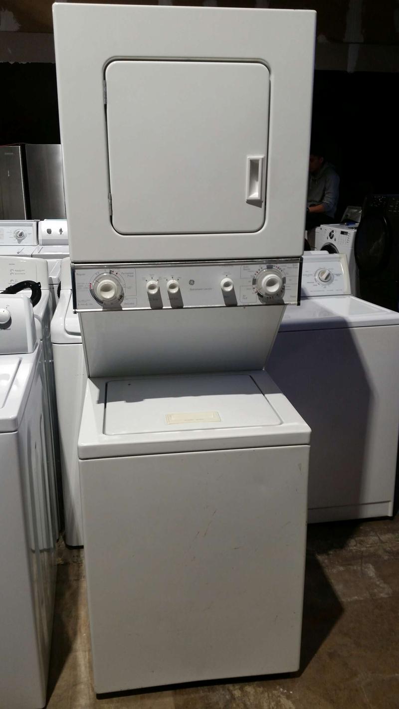 Whirlpool stackable washer and dryer 24" for sale in Frisco, TX
