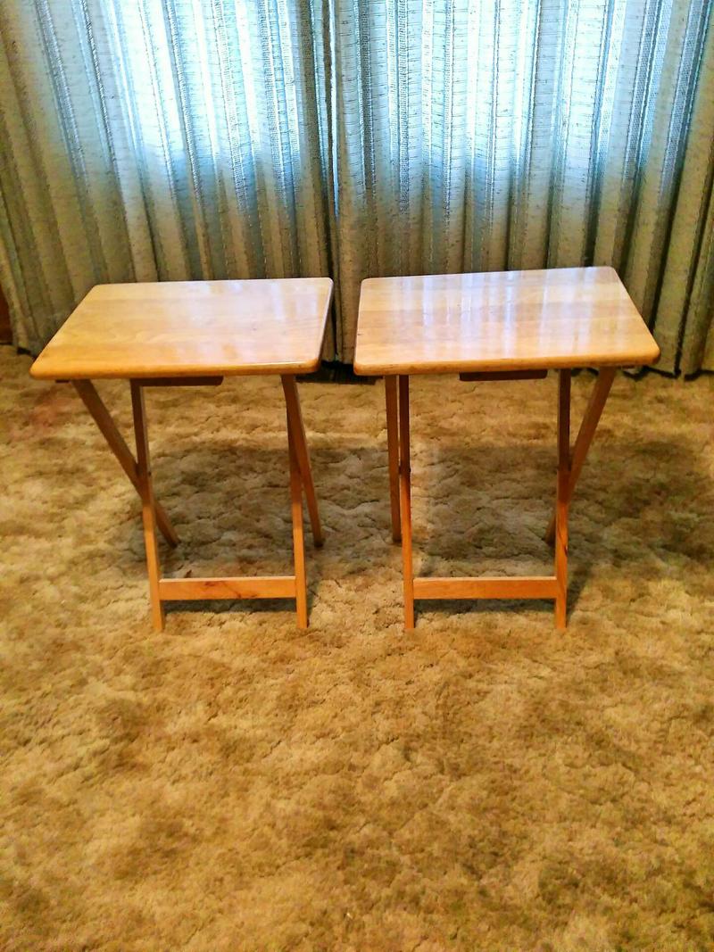 Small folding wood tables for sale in Checotah, OK 5miles Buy and Sell
