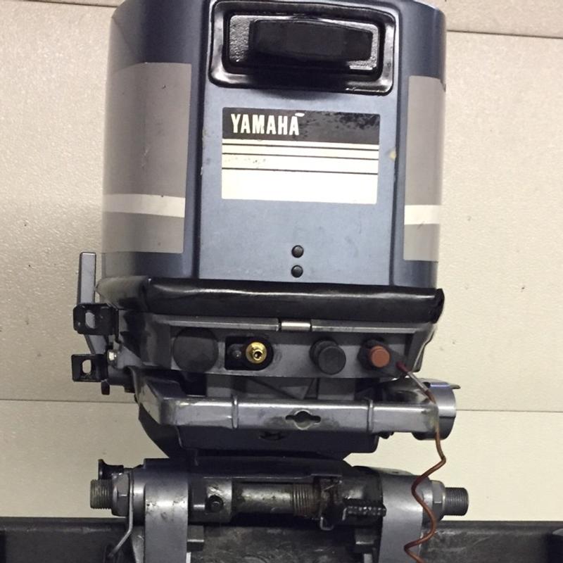 Yamaha 25 horse power short shaft boat motor for sale in Duxbury, MA