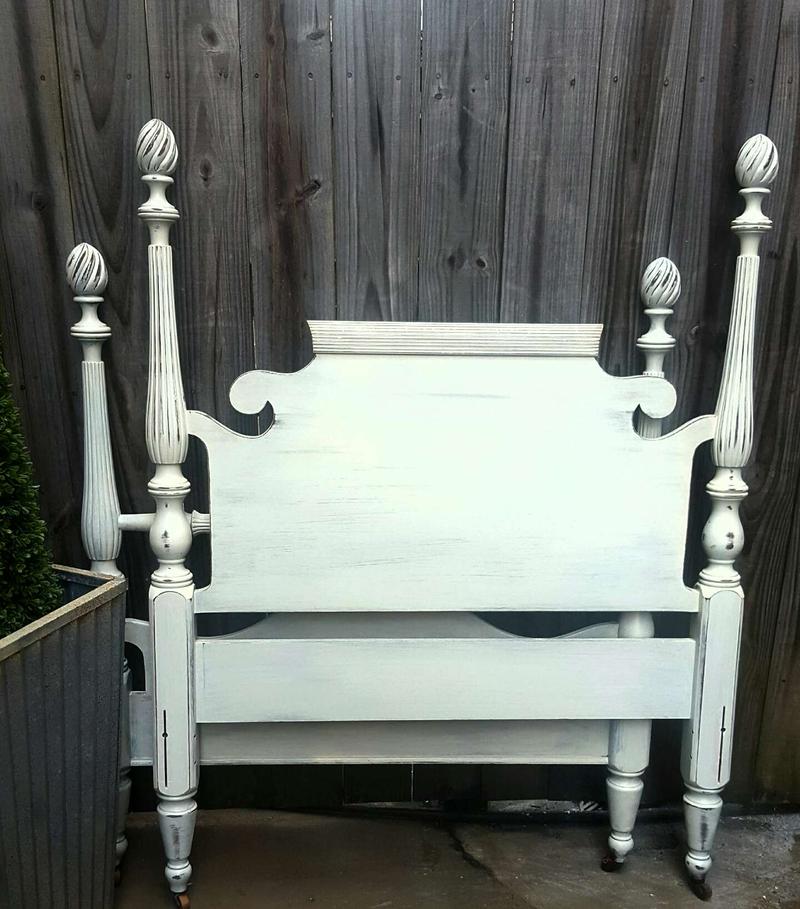 Antique twin bed for sale in Katy, TX 5miles Buy and Sell