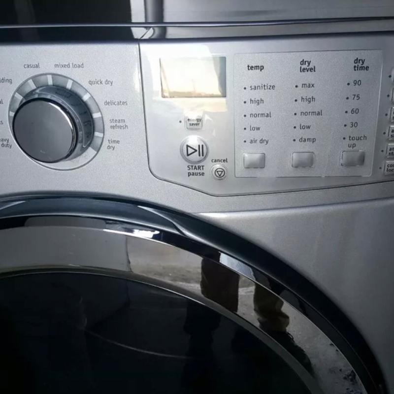 LG washer and Frigidaire Dryer mix match for sale in Grand Prairie, TX