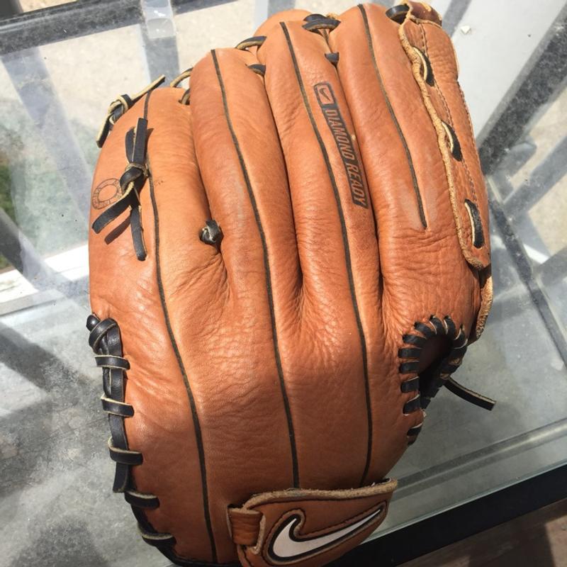 Baseball mitts and mask 5 each for sale in Vernon, NJ 5miles Buy