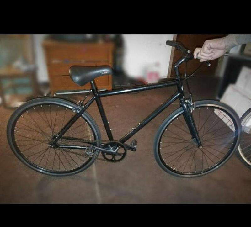 BLACK_ FIXIE_ROAD BIKE_ 700c SKINNY TIRES _ for sale in Garden Grove