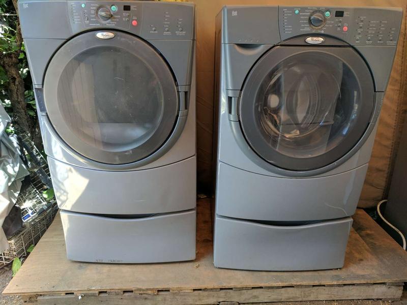 FRONT LOAD WHIRLPOOL DUET WASHER AND GAS DRYER KING SIZE W/PEDESTALS
