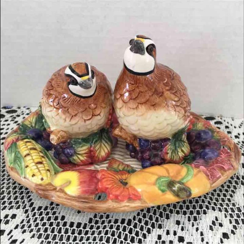 Fritz and Floyd Quail Salt & Pepper Shakers with Dish Mint Condition