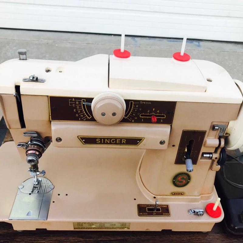 SINGER SEWING MACHINE 401A SLANT NEEDLE for sale in Keene, TX 5miles