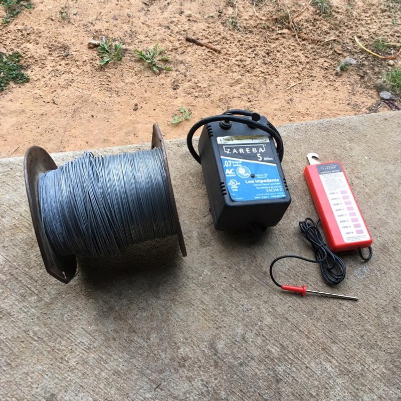 Electric fence charger for sale in Decatur, TX 5miles Buy and Sell