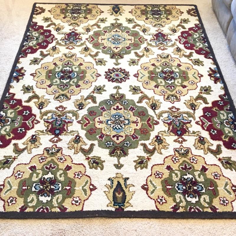 BEAUTIFUL Tuscany Handmade 100 Wool Area Rug 5x7 for sale in Round