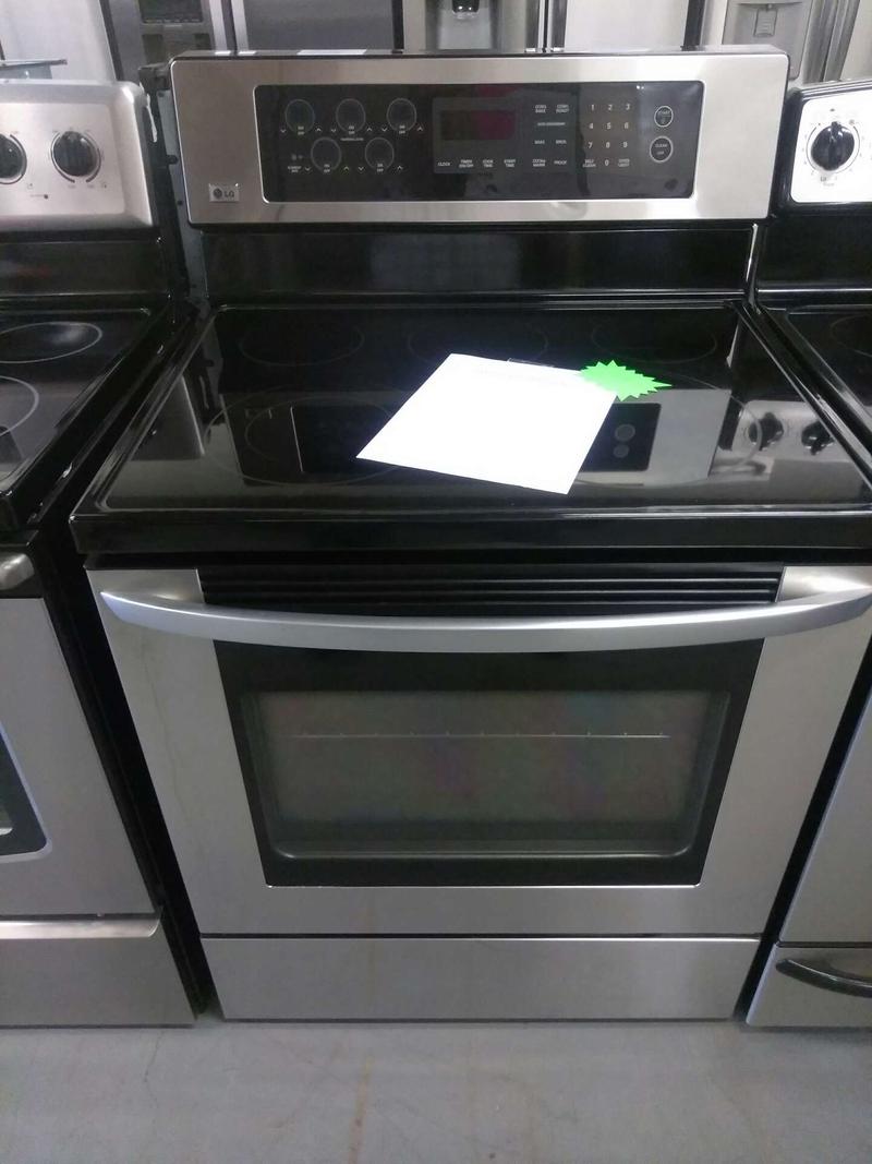 Lg Stainless steel Electric Stove Glass top 5 Burners convention oven