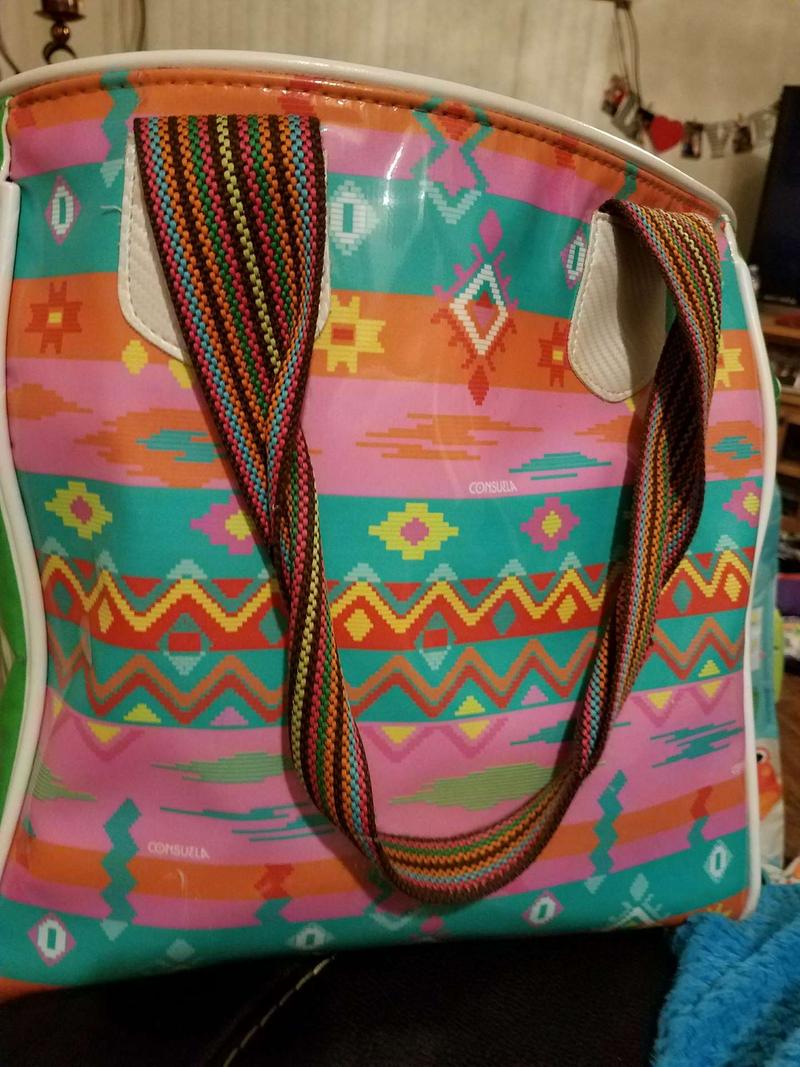 Large consuela purse for sale in San Angelo, TX 5miles Buy and Sell