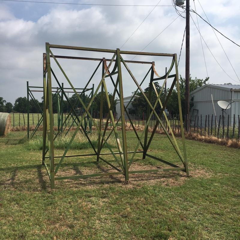 Deer blind stand 10 l 8 t 5 w at top for sale in Mineral Wells, TX
